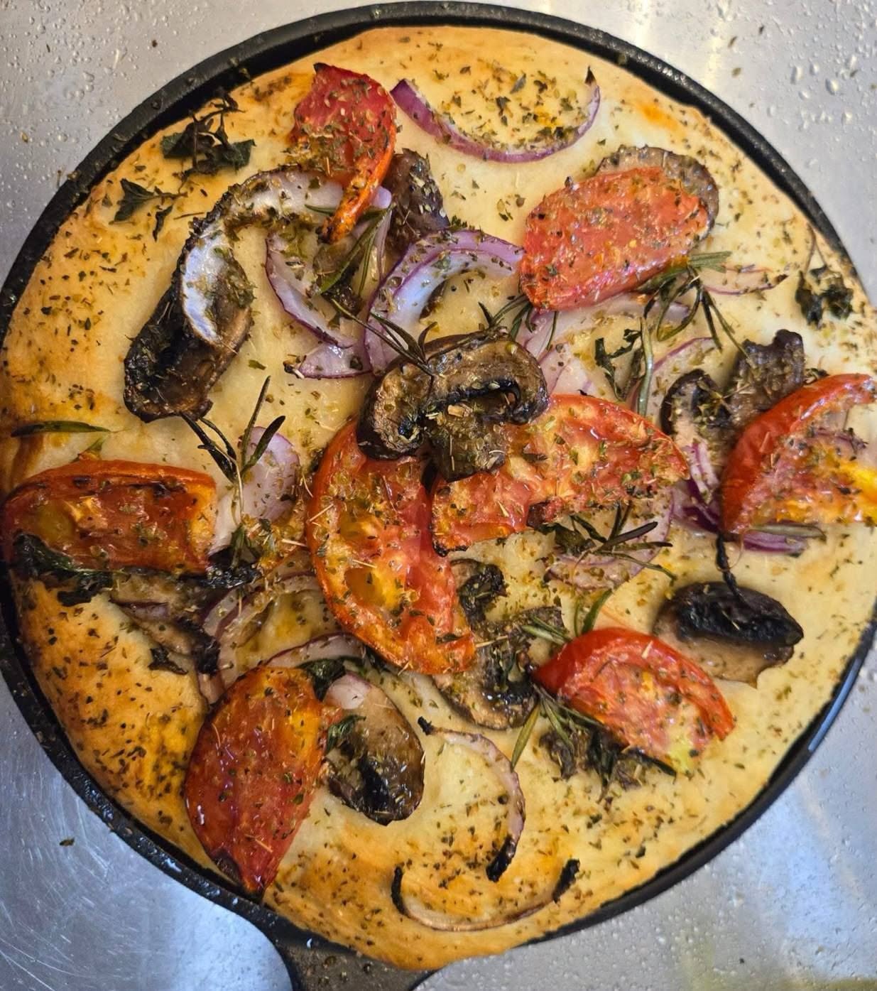 MiPa's Table rustic hand-crafted pizza