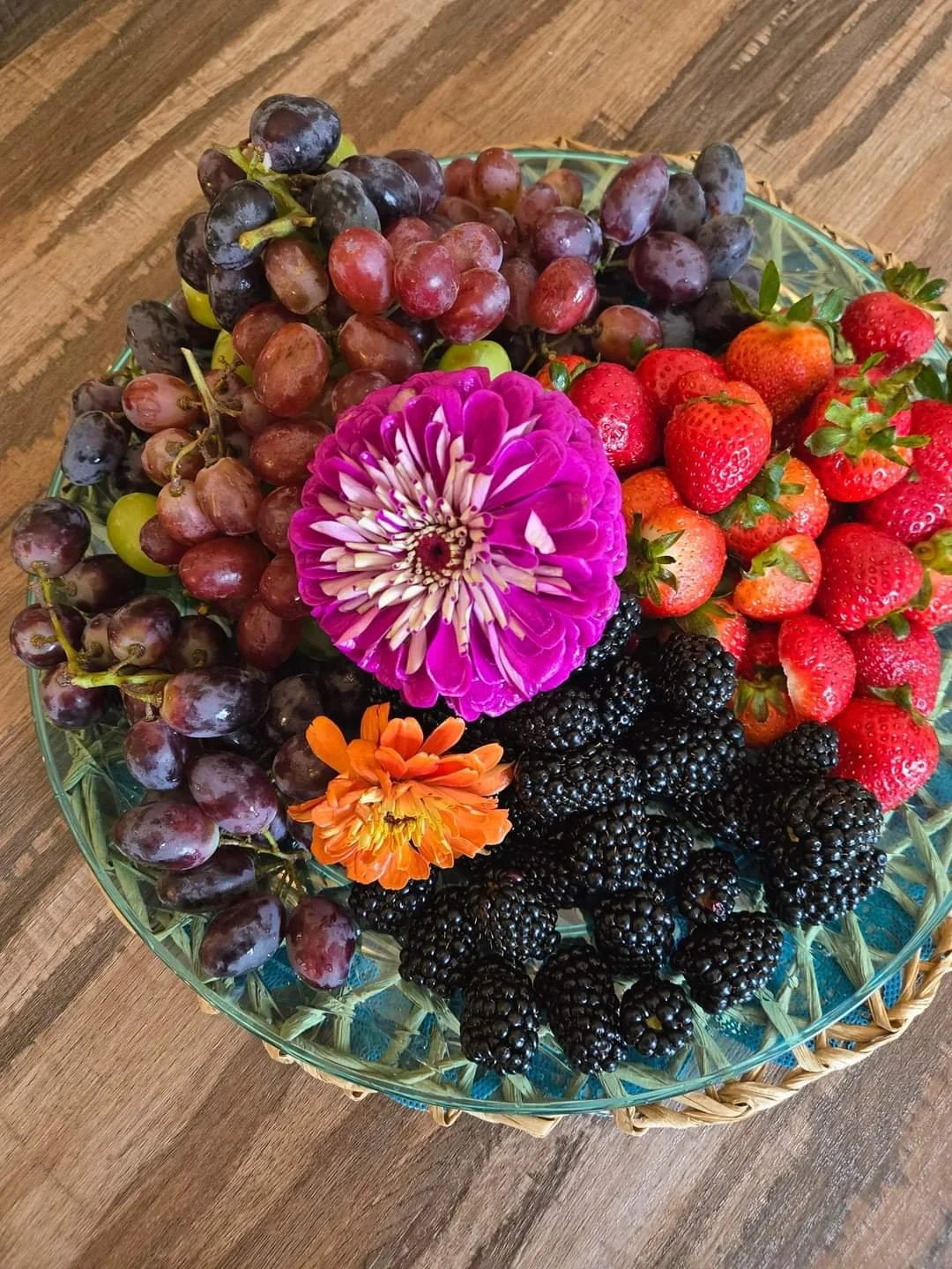 Fresh fruit tray